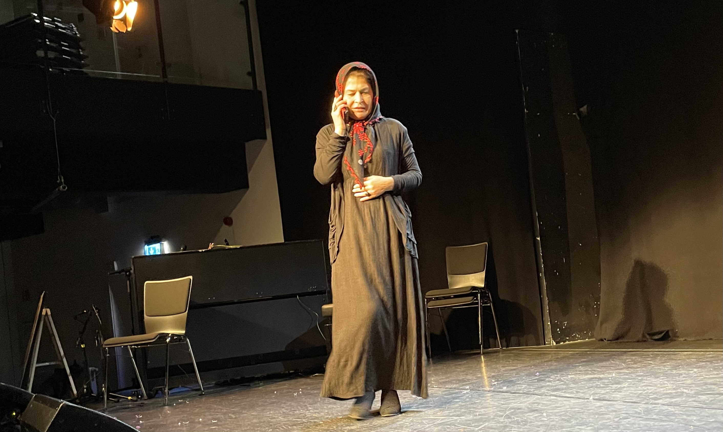 Zeynep Çiçek, “Alamancı Gelin” adlı monologda.