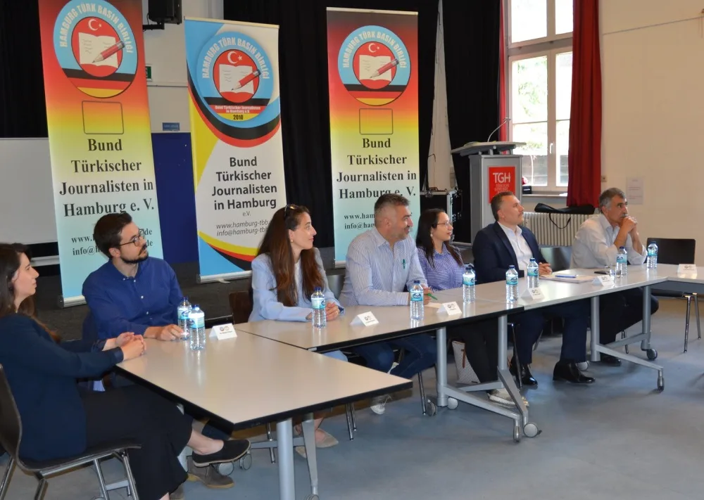 Hamburg: „Bürger fragen, Anwälte antworten“