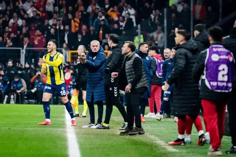 Tahkim Kurulu, Jose Mourinho’ya verilen 4 maçlık cezayı 2’ye düşürdü