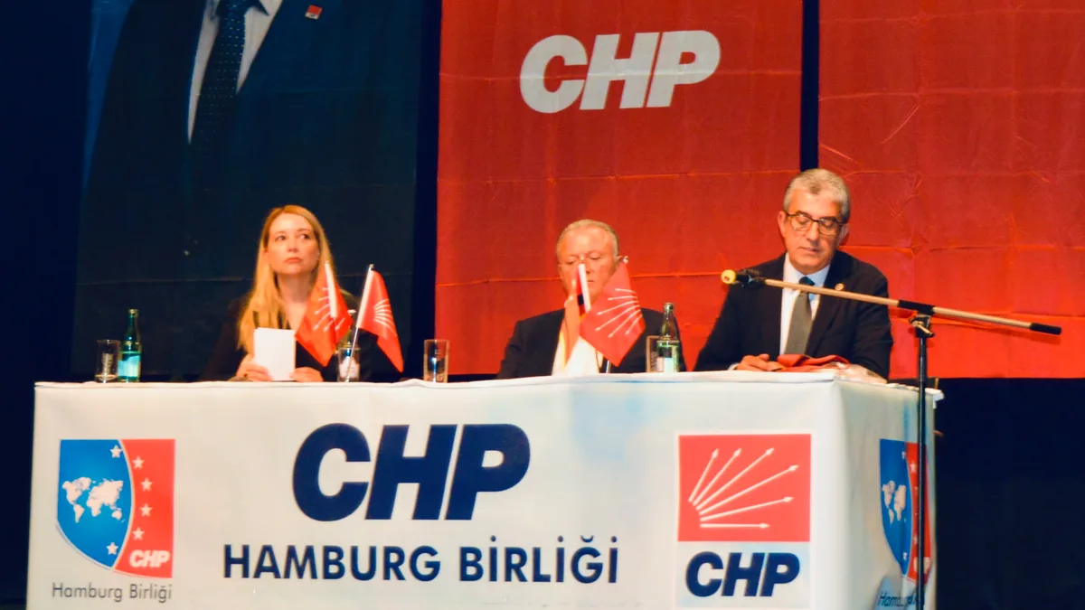 CHP’li Gökhan Günaydın’dan Hamburg’da Kritik Mesajlar!