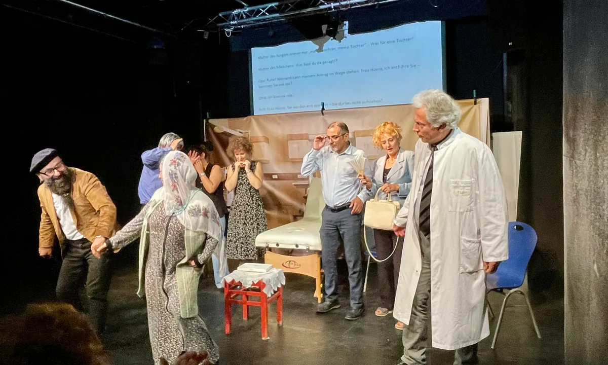 Sağlıkta Şiddeti Sahneye Taşıyan Oyun Final Yaptı
