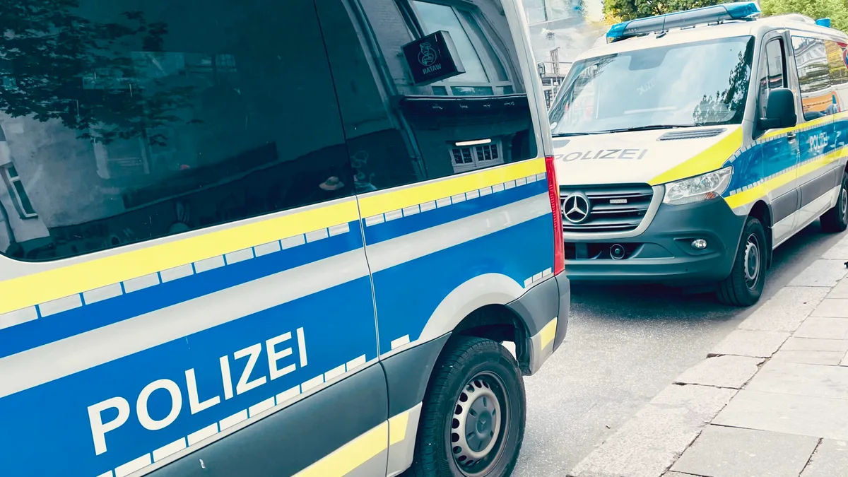 Hamburg’da İlişki Krizi İki Can Aldı