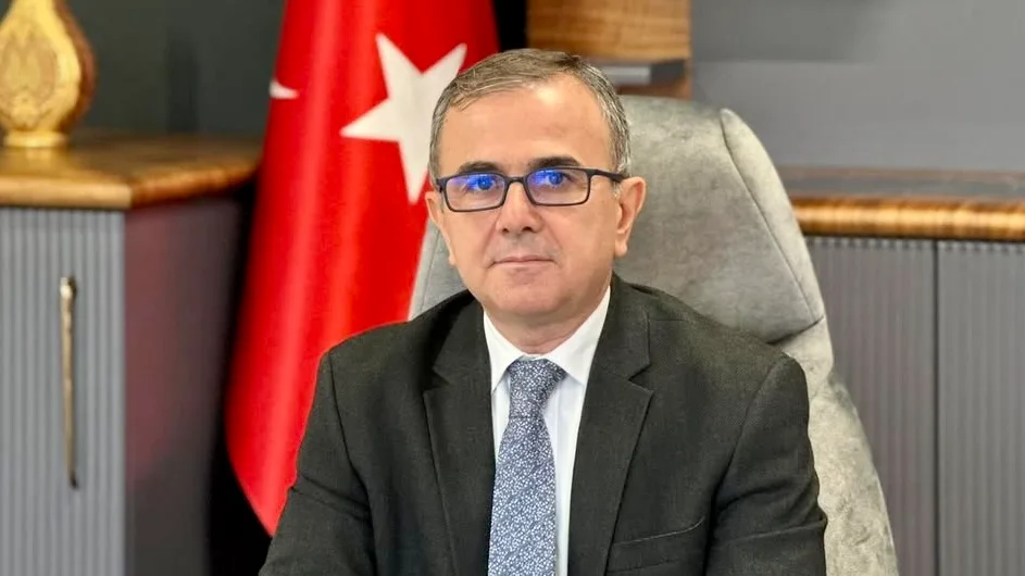 Berati Alver, T.C. Hamburg Başkonsolosu olarak görevine başladı