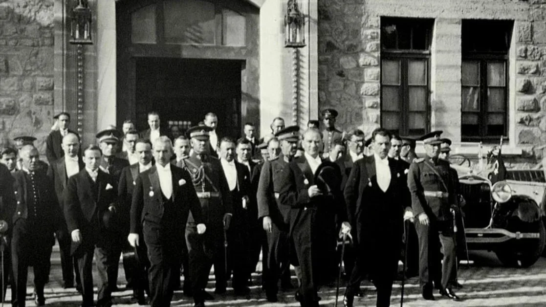 Bağımsızlık Mücadelesinin Eseri Cumhuriyet 102 Yaşında