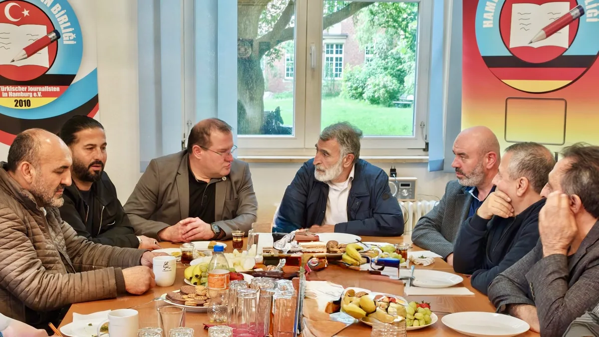 UID Hamburg’un HTBB ziyaretinde TGH’ya eleştiri