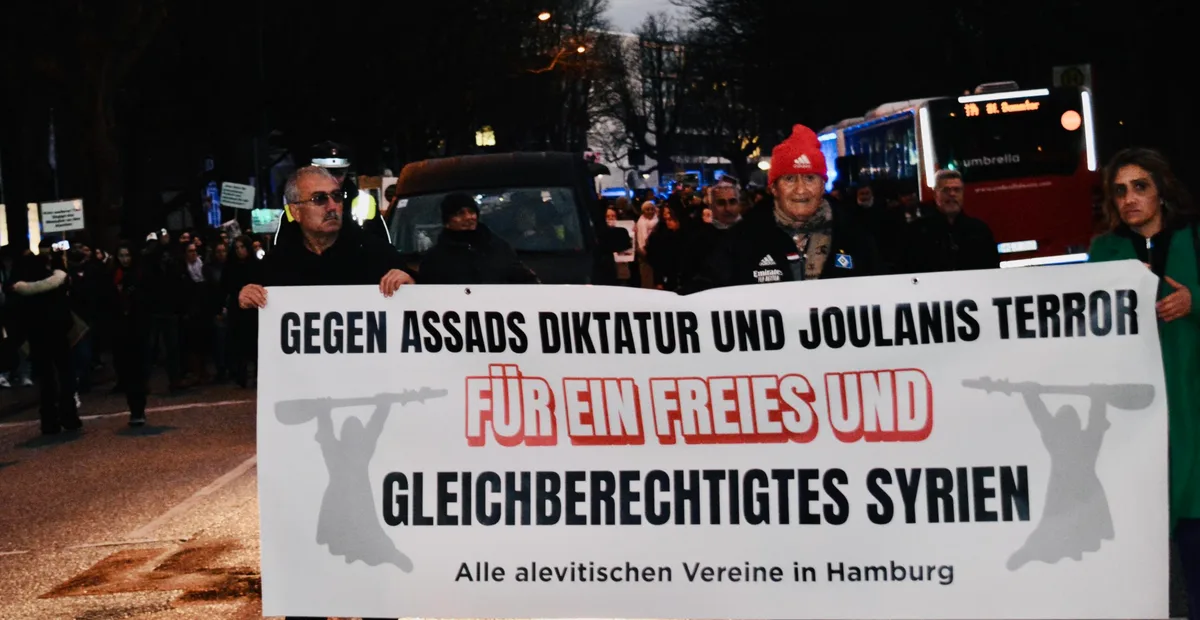 Protest in Hamburg gegen Massaker an Aleviten in Syrien