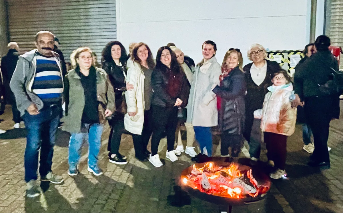 Bei Haak-Bir wird das Nevruz-Feuer für Gerechtigkeit und Freiheit entzündet