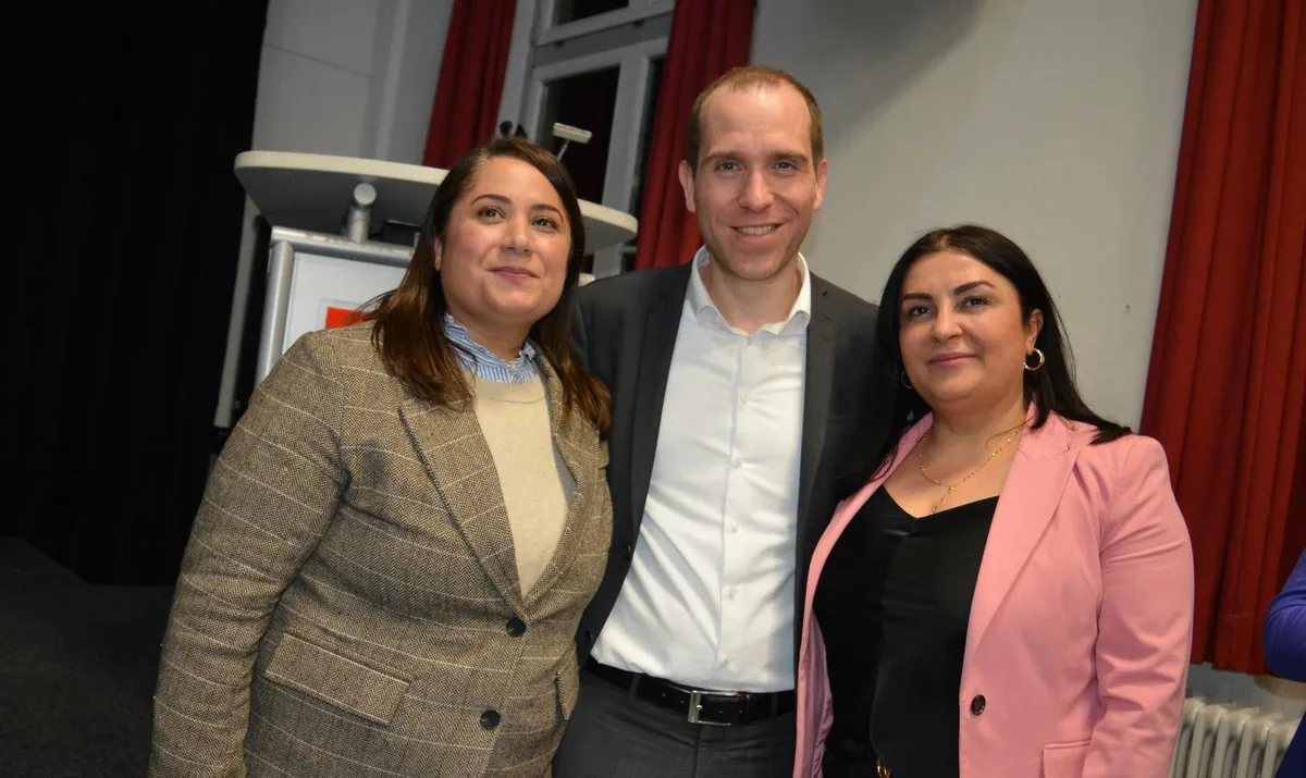 cdu-programindan-Dennis-Therin-ve-adaylar-1024x610 CDU Hamburg Başkanı Dennis Thering'den Önemli Açıklamalar