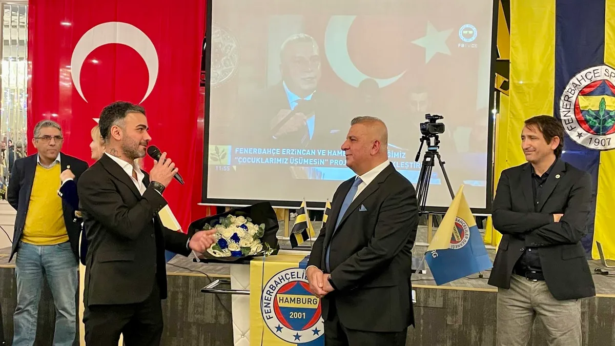 Solidaritätstreffen der Hamburger Fenerbahçe-Fans