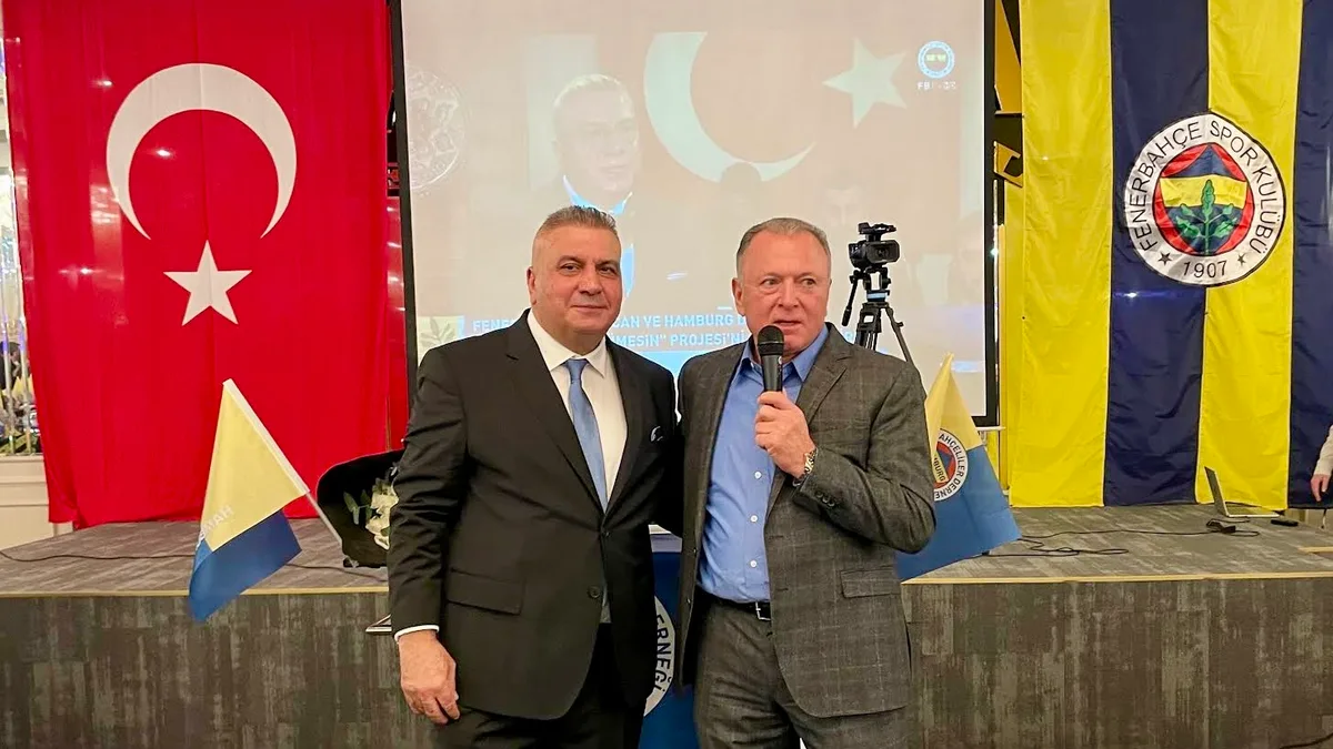 Solidaritätstreffen der Hamburger Fenerbahçe-Fans