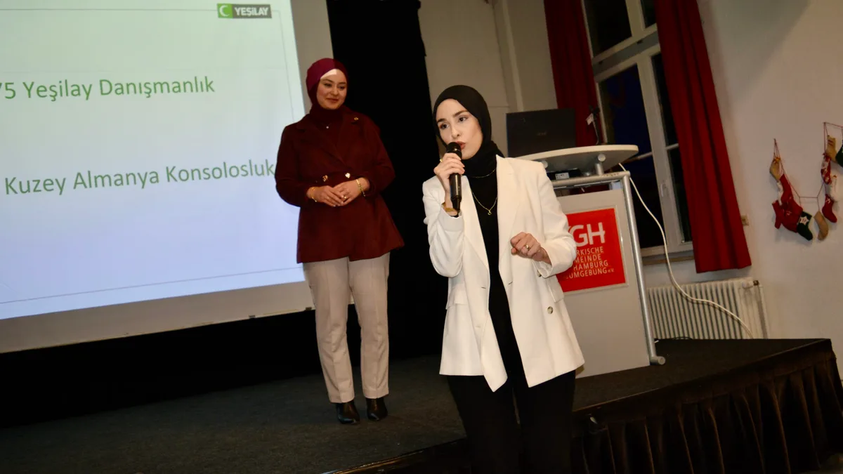 DSC_0235-1024x576 Hamburg’da “Bağımlılığı Yenebiliriz” Konferansı Düzenlendi