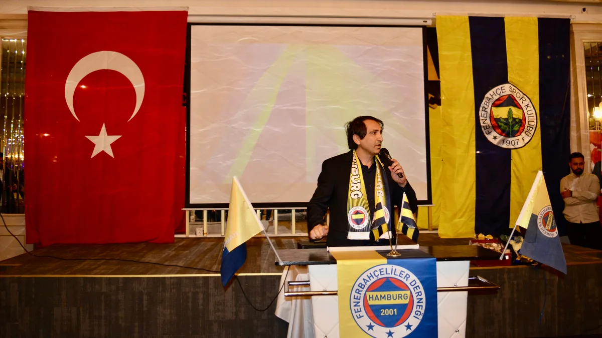 Solidaritätstreffen der Hamburger Fenerbahçe-Fans