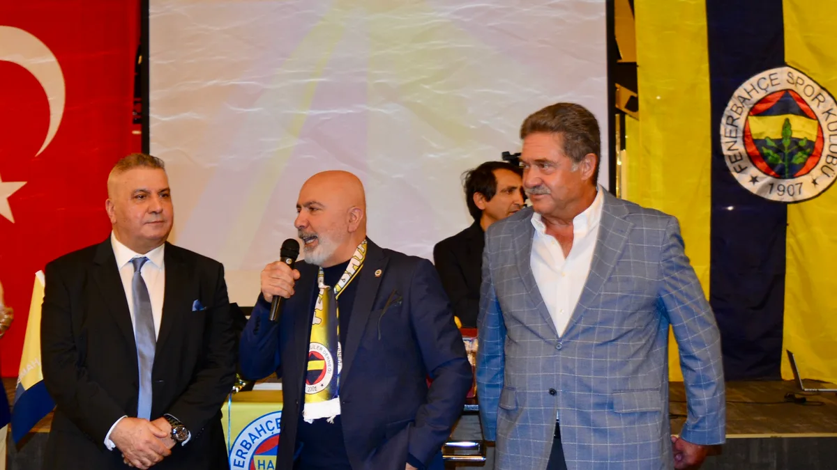 Solidaritätstreffen der Hamburger Fenerbahçe-Fans