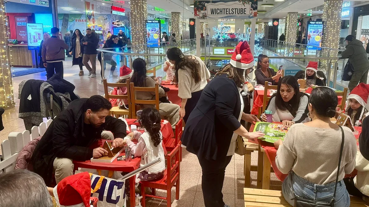 Unknown-156-1024x576 Billstedt’te Aileleri Buluşturan Noel Etkinliği
