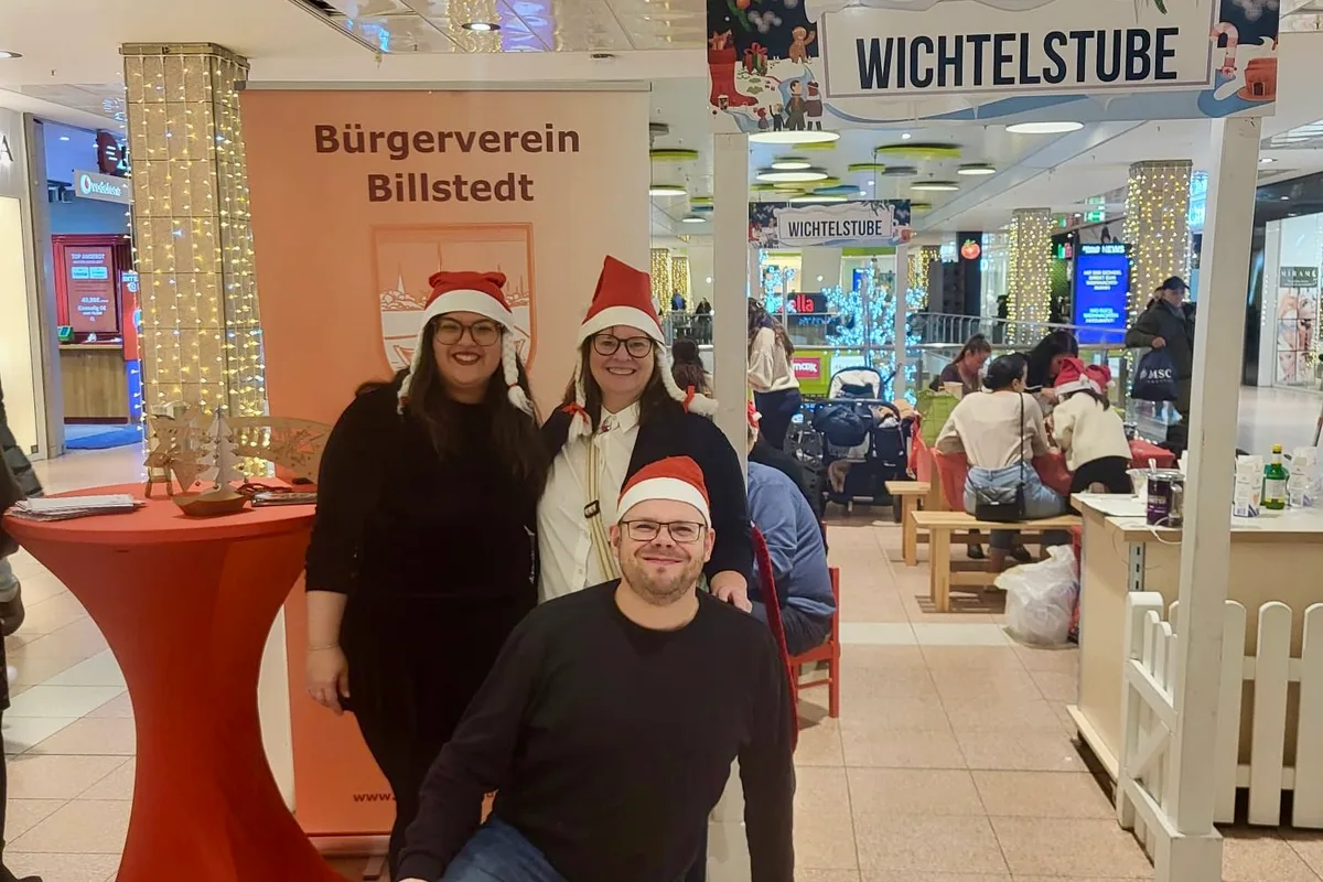 Unknown-159-1024x683 Billstedt’te Aileleri Buluşturan Noel Etkinliği
