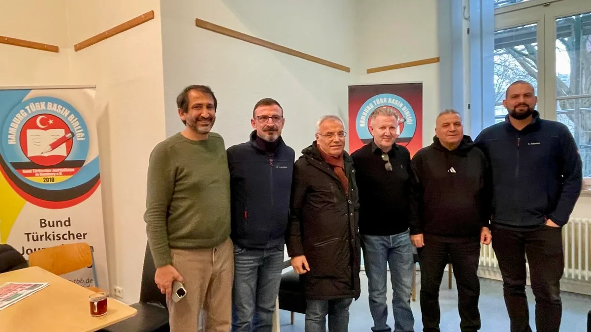 0-13-1024x576 Fenerbahçeliler Hamburg’da Kulaklara Ses Oldu