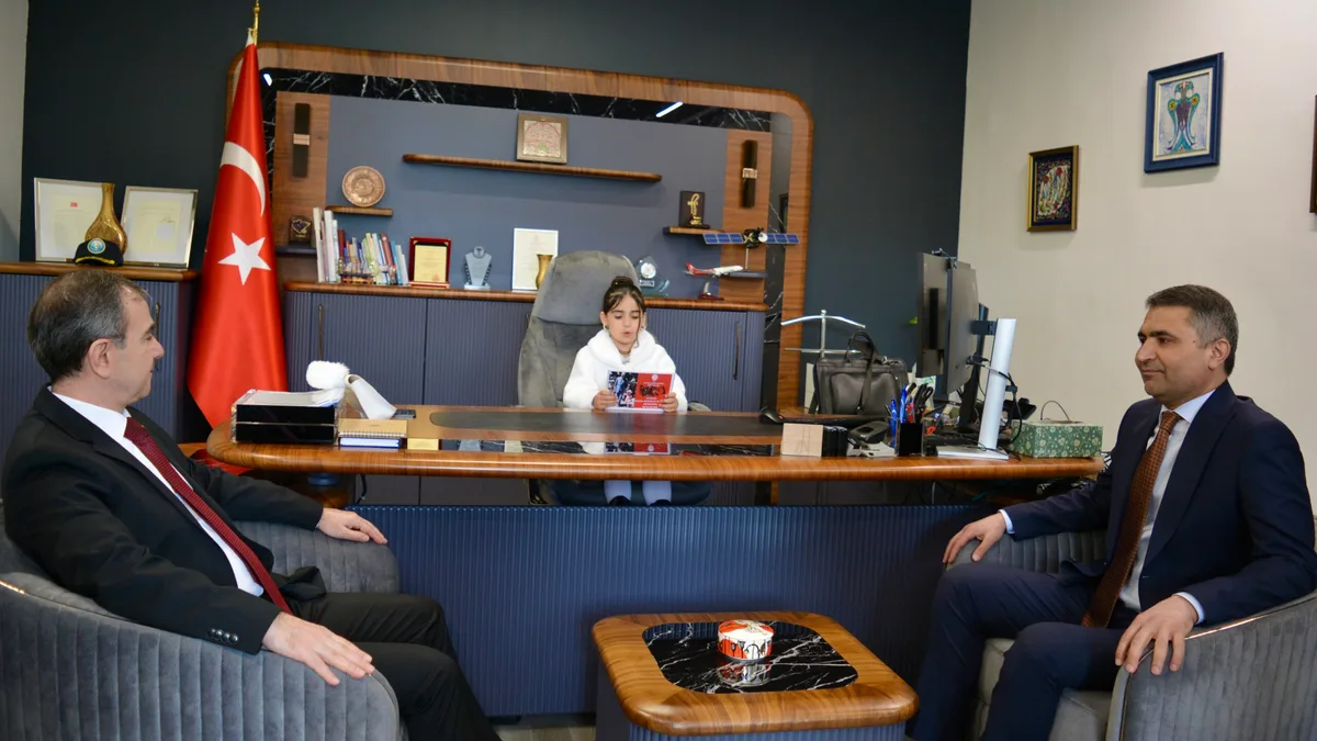 8FC377CB-1D3F-4926-973A-D8326D33E83E_1_201_a-1024x576 Hamburg’da Temsili Başkonsolos Azra Sarıer’den Önemli Mesajlar