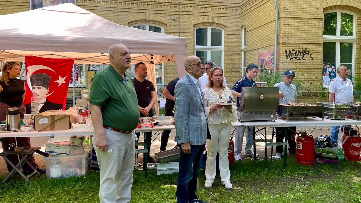 0-19-1050x591 Hamburg’da 19 Mayıs Gençlik ve Spor Bayramı Coşkusu Yaşandı