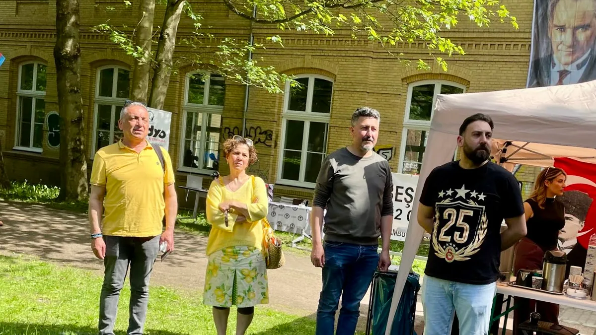 0-20-1050x591 Hamburg’da 19 Mayıs Gençlik ve Spor Bayramı Coşkusu Yaşandı