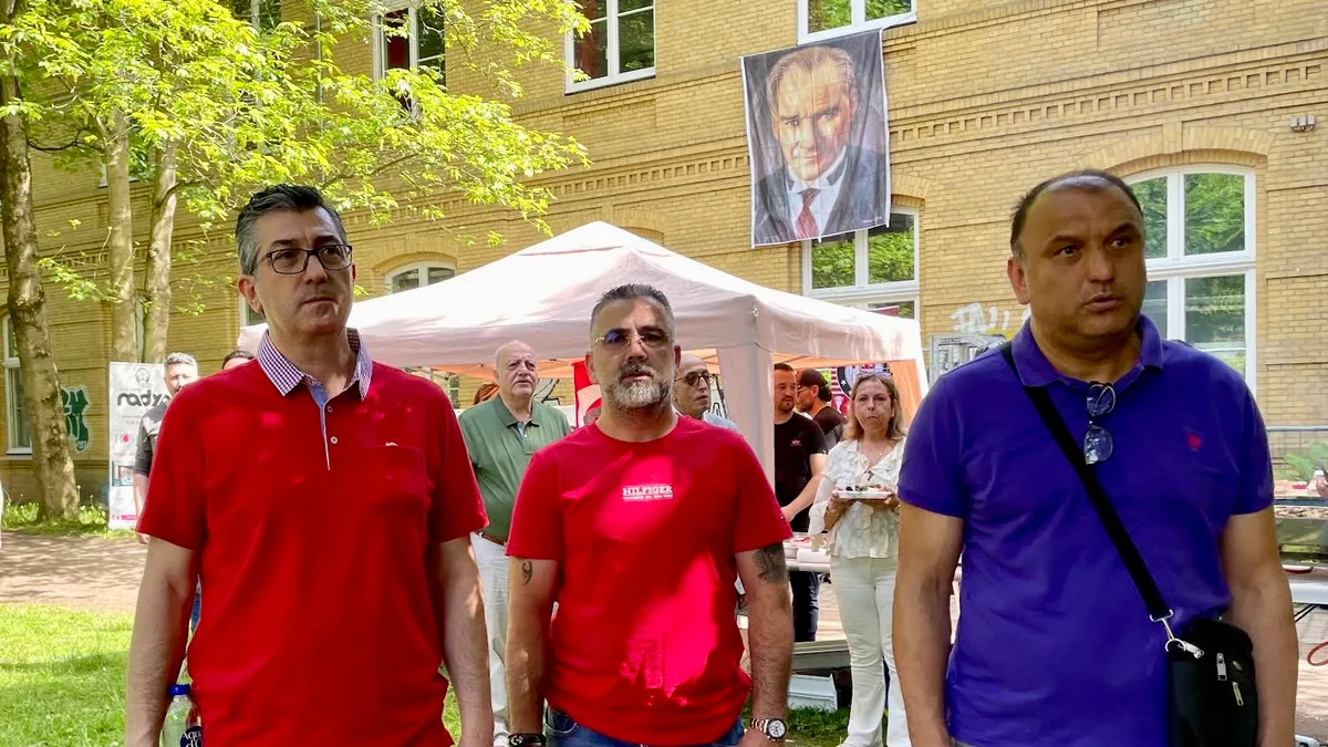 0-26-1050x591 Hamburg’da 19 Mayıs Gençlik ve Spor Bayramı Coşkusu Yaşandı