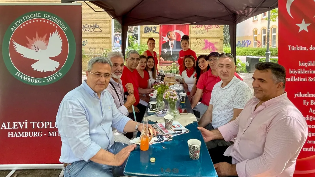 0-6-1050x590 Hamburg’da 19 Mayıs Gençlik ve Spor Bayramı Coşkusu Yaşandı