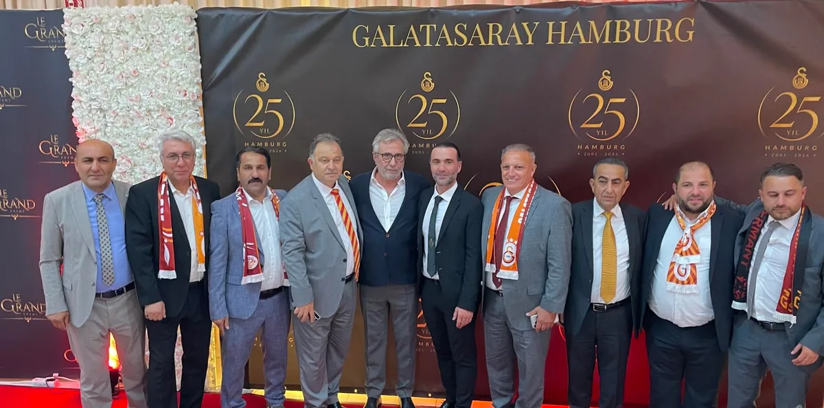 0-43-1050x520 Galatasaray Hamburg'un 25. Yılı Coşkuyla Kutlandı